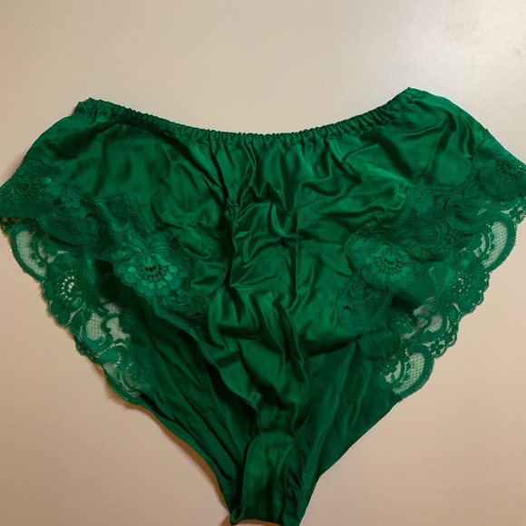 100% Silk Sleep Set Lingerie - Picture 2 of 4